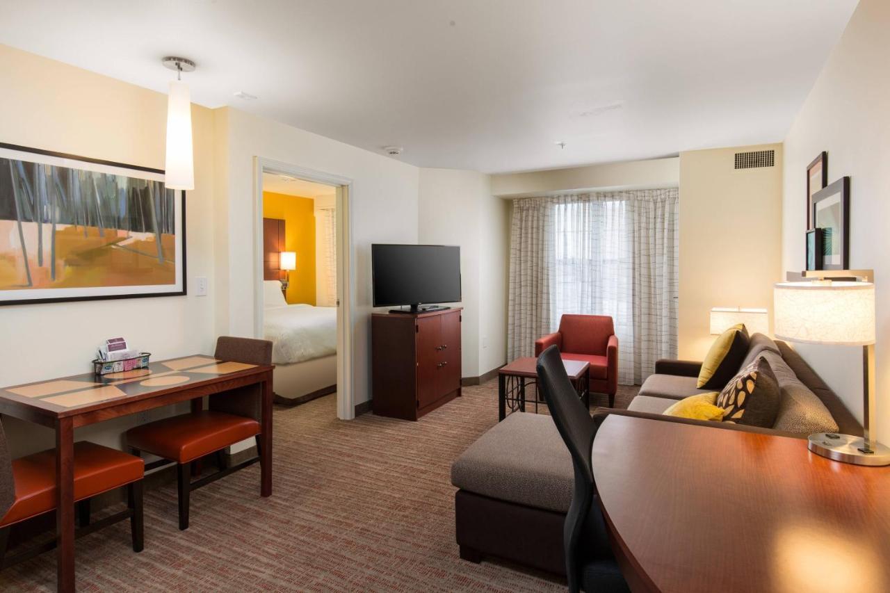 Residence Inn By Marriott Springfield Old Keene Mill Экстерьер фото