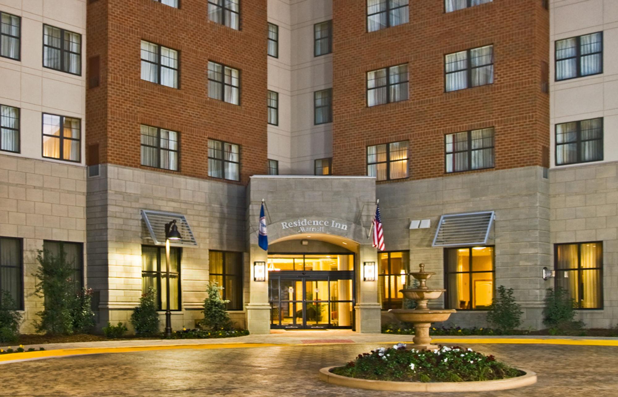 Residence Inn By Marriott Springfield Old Keene Mill Экстерьер фото
