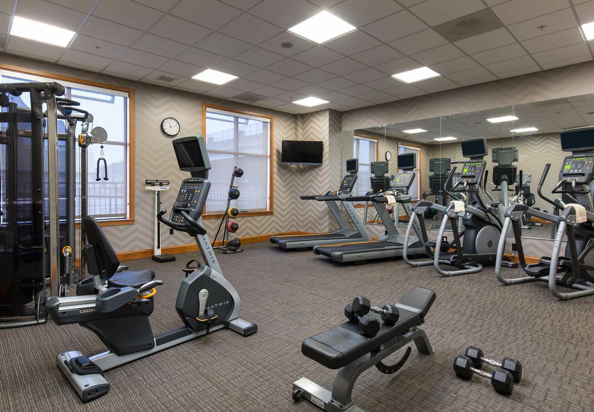 Residence Inn By Marriott Springfield Old Keene Mill Экстерьер фото